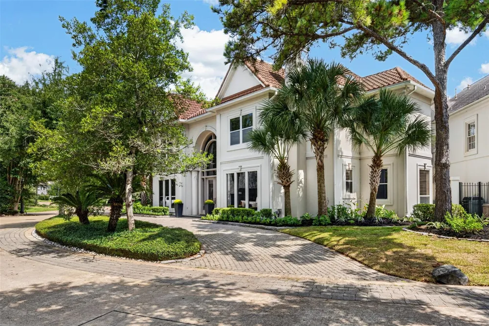 2 W Terrace Drive Houston, TX 77007