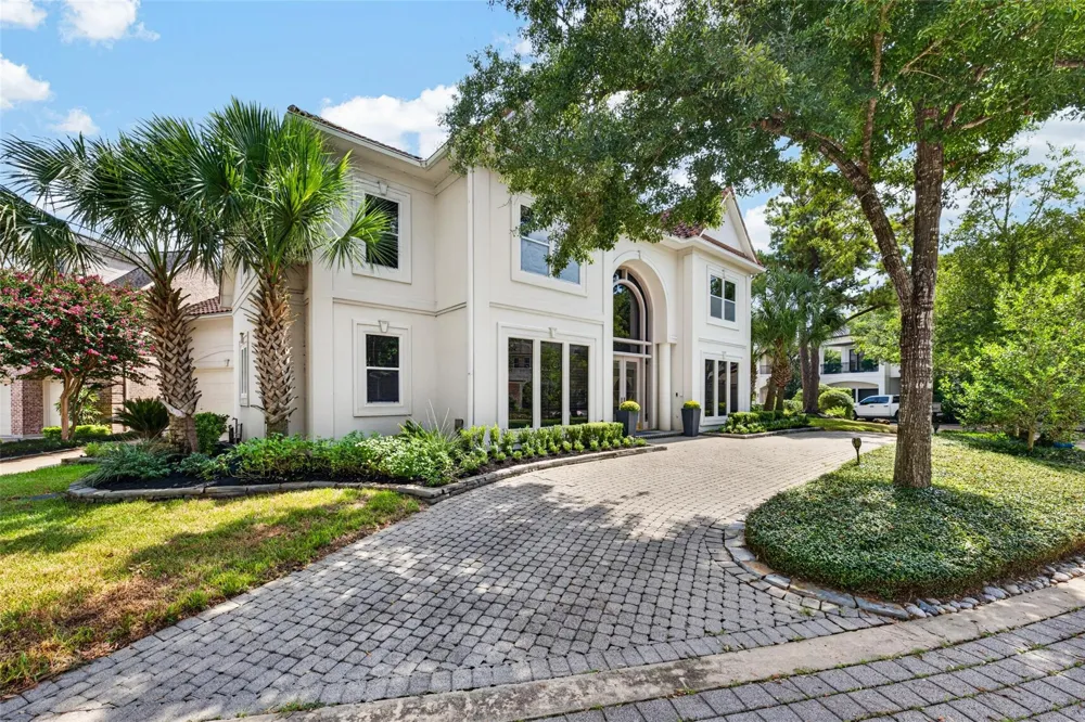 2 W Terrace Drive Houston, TX 77007