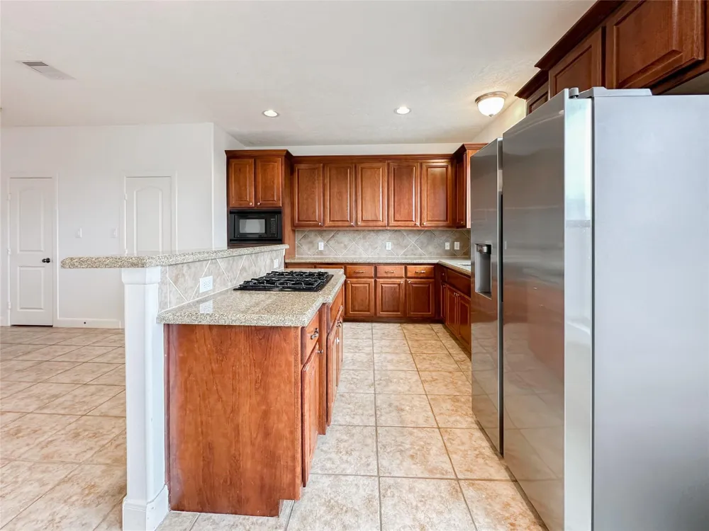 1727 Stacy Crest Houston, TX 77008