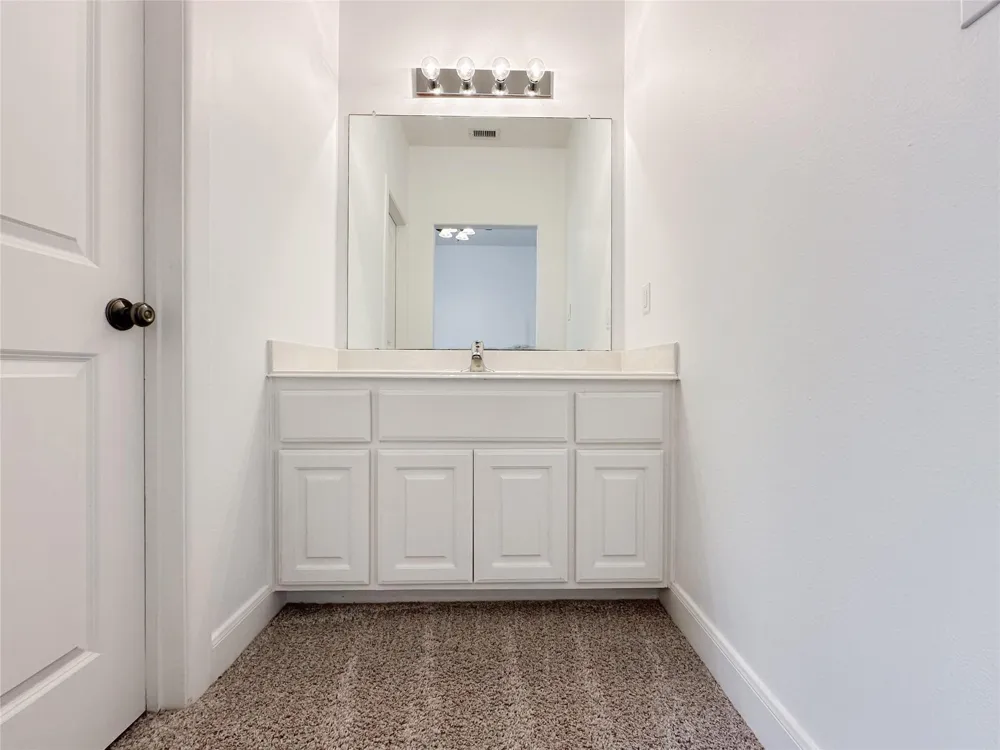 1727 Stacy Crest Houston, TX 77008