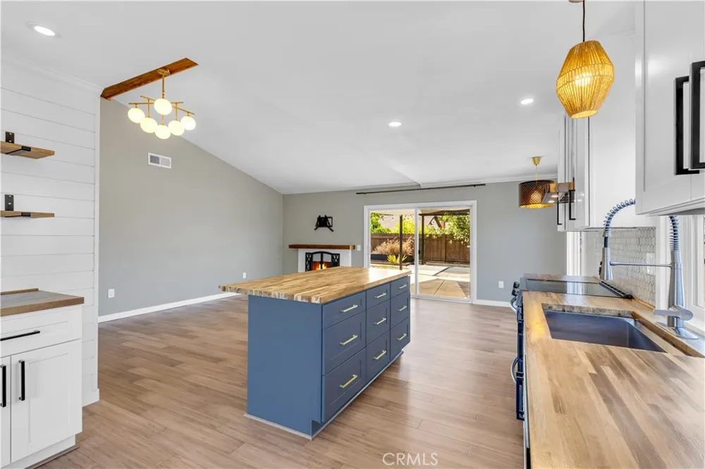 1195 Via Teresa San Marcos, CA 92069