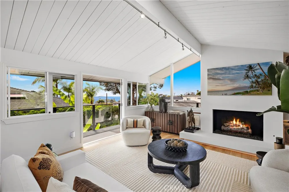 259 Beverly Laguna Beach, CA 92651
