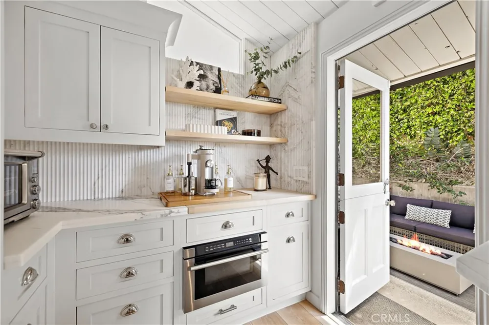 259 Beverly Laguna Beach, CA 92651