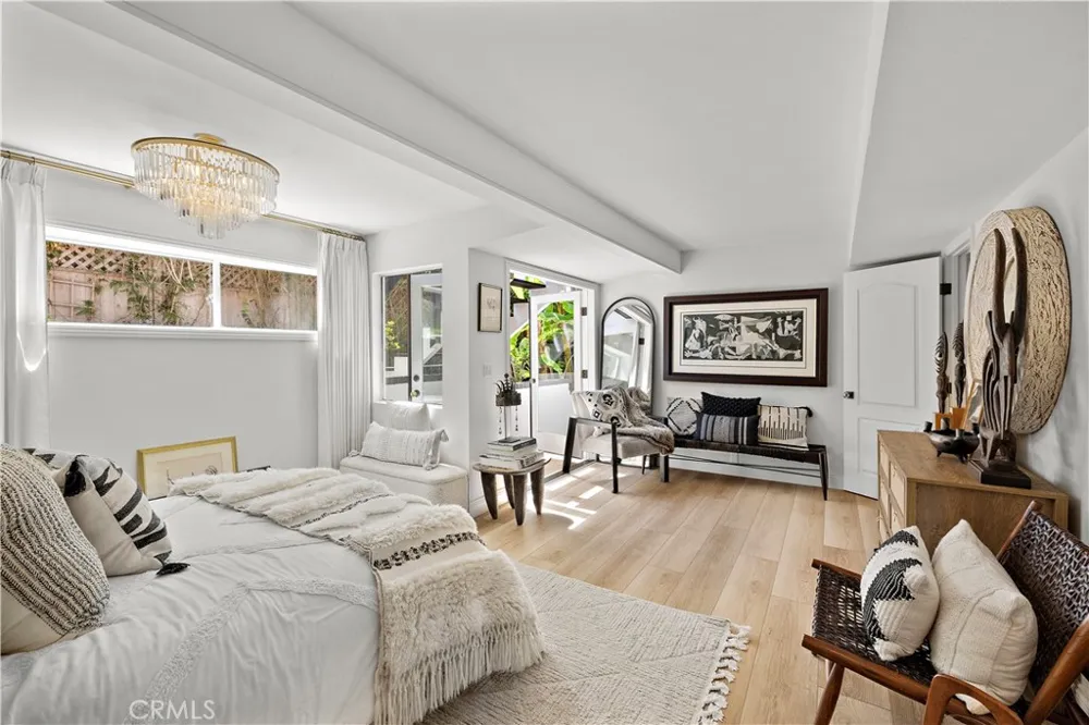 259 Beverly Laguna Beach, CA 92651