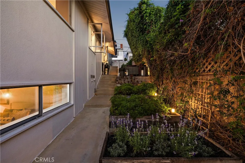 259 Beverly Laguna Beach, CA 92651