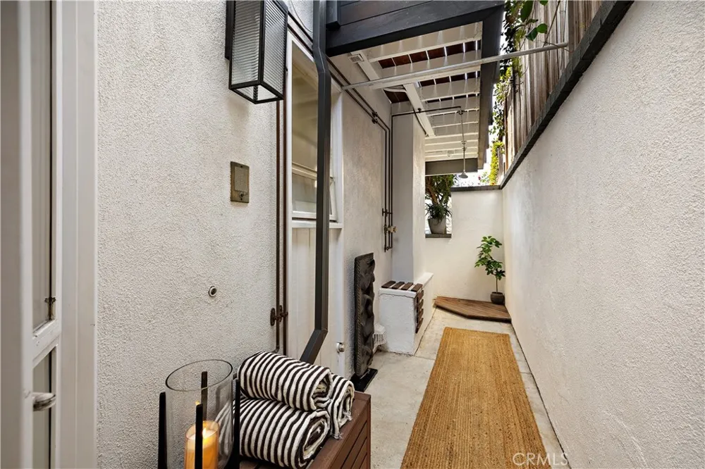259 Beverly Laguna Beach, CA 92651