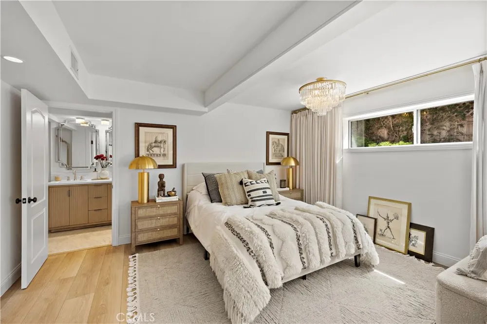 259 Beverly Laguna Beach, CA 92651