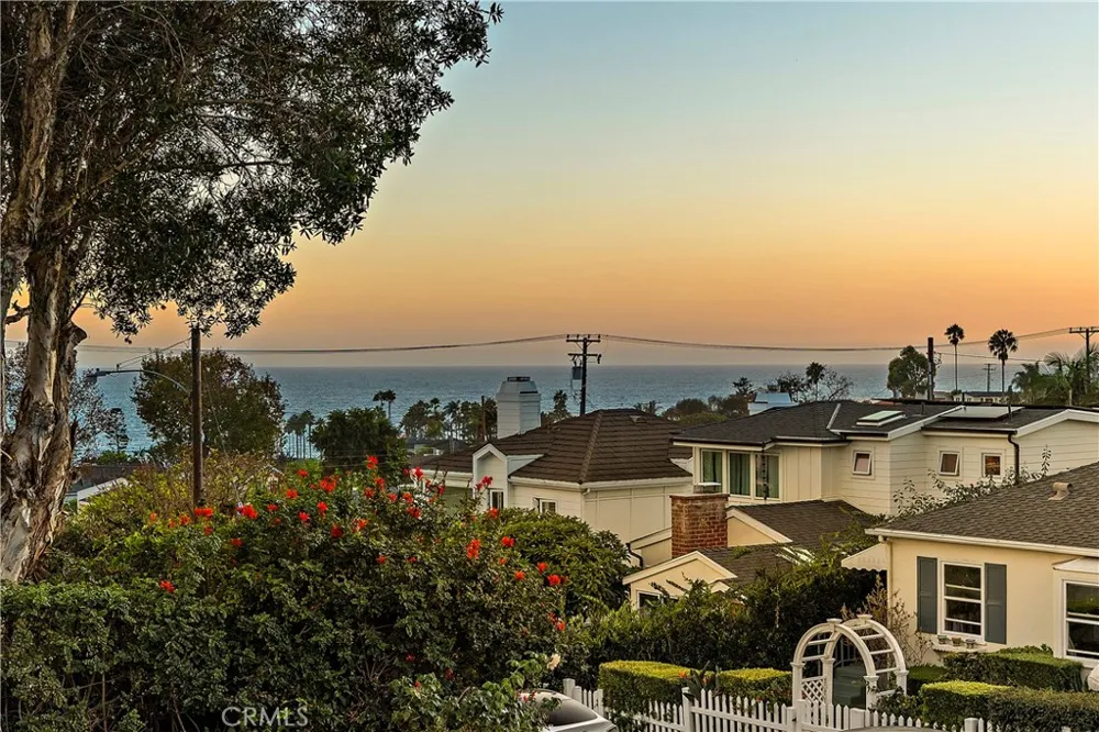 259 Beverly Laguna Beach, CA 92651