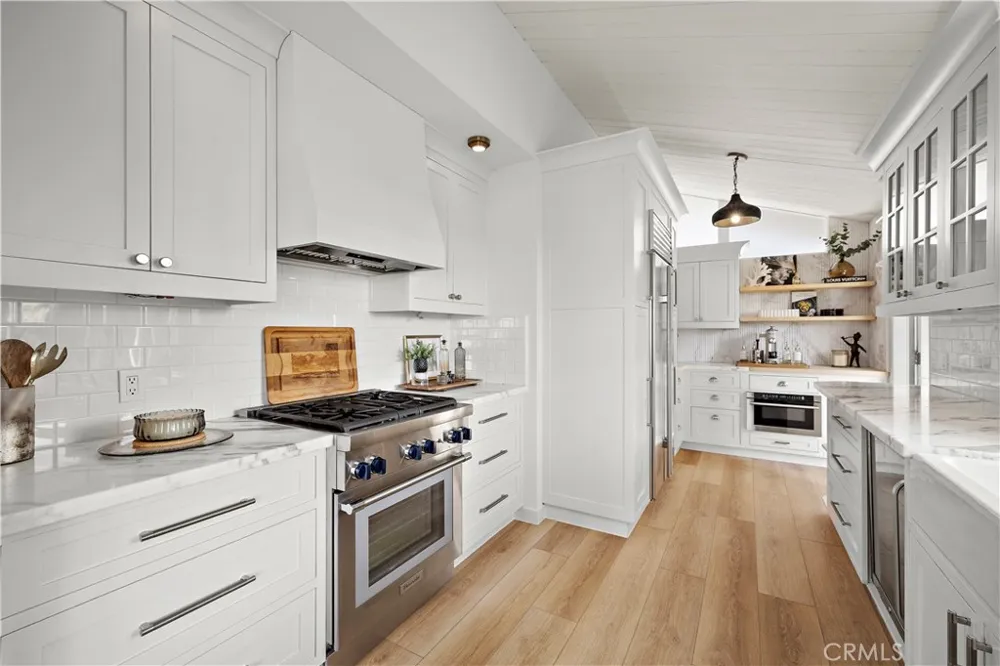 259 Beverly Laguna Beach, CA 92651