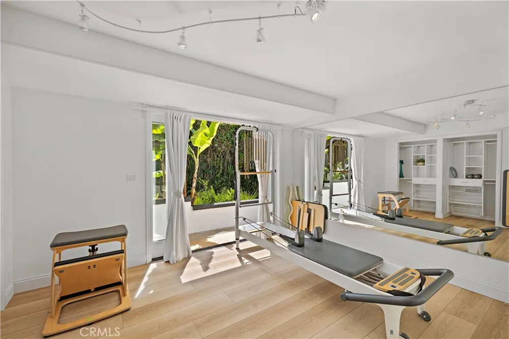 259 Beverly Laguna Beach, CA 92651
