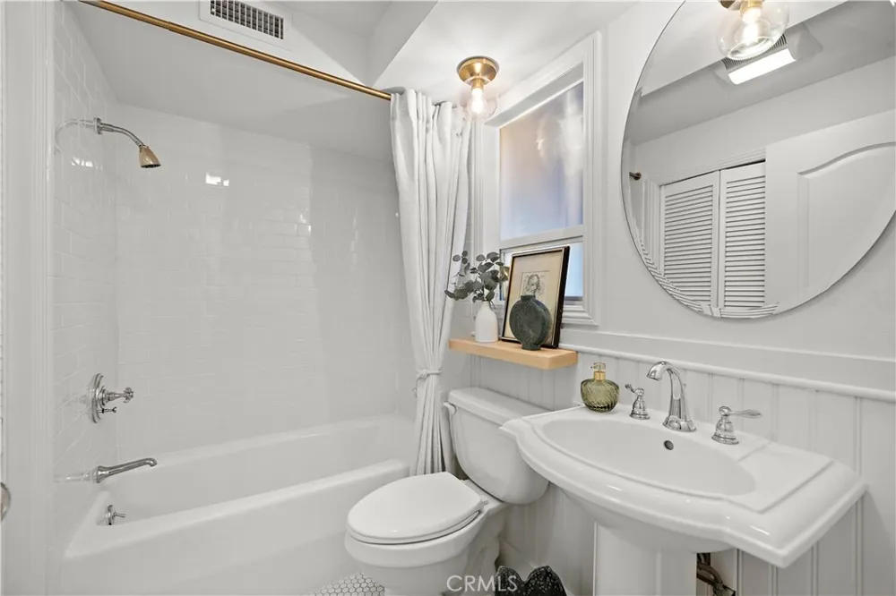 259 Beverly Laguna Beach, CA 92651
