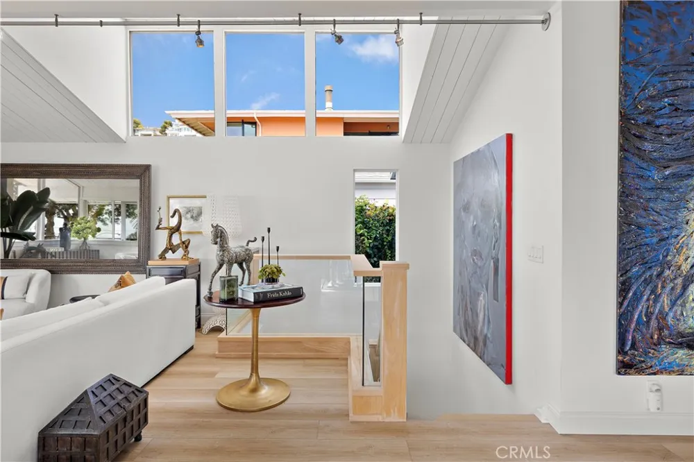259 Beverly Laguna Beach, CA 92651