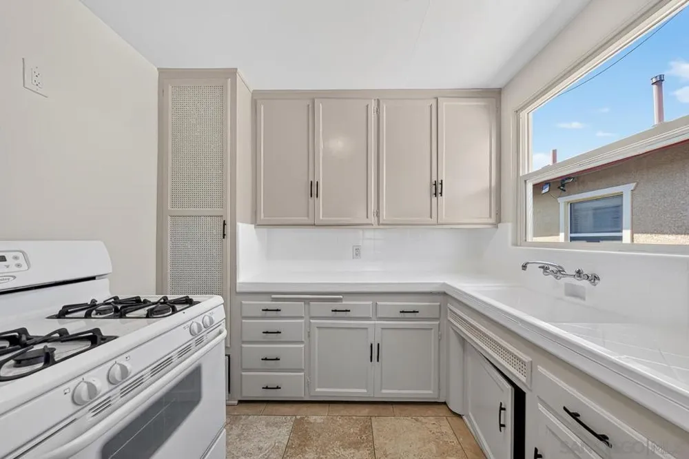 3630 Highland Ave San Diego, CA 92105