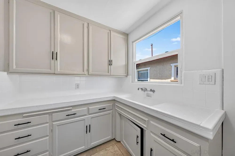 3630 Highland Ave San Diego, CA 92105
