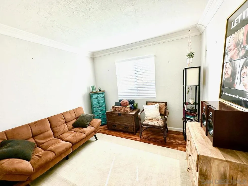 10216 Empress Ave Mira Mesa, CA 92126