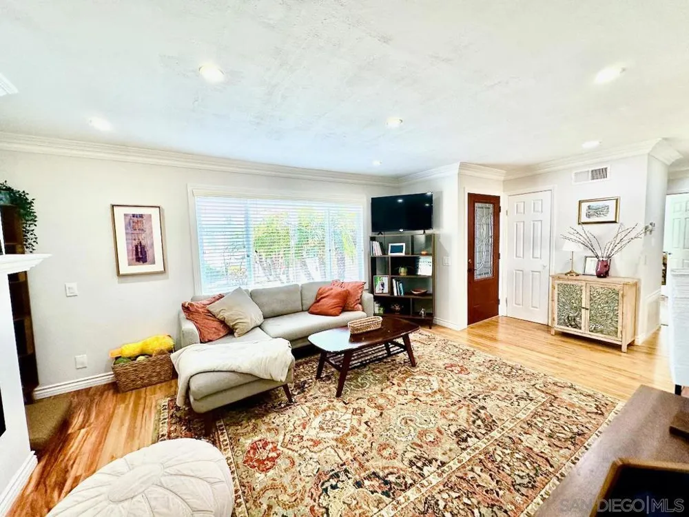 10216 Empress Ave Mira Mesa, CA 92126