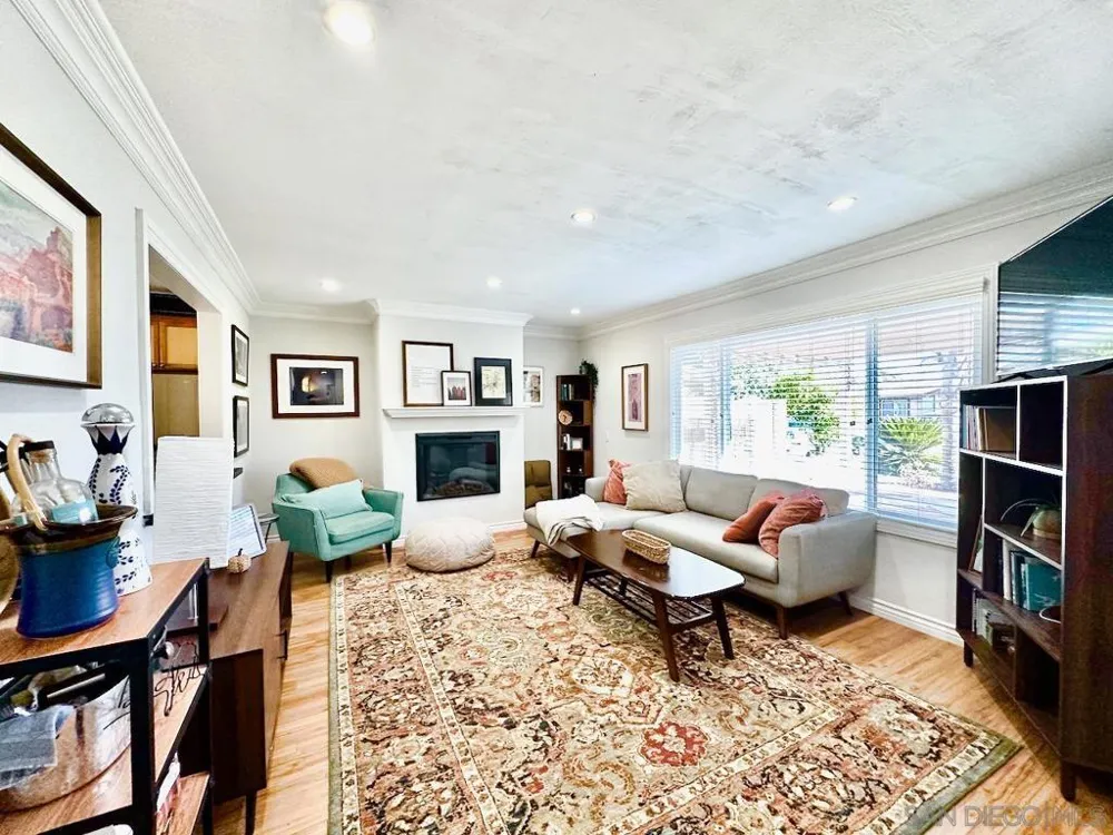10216 Empress Ave Mira Mesa, CA 92126