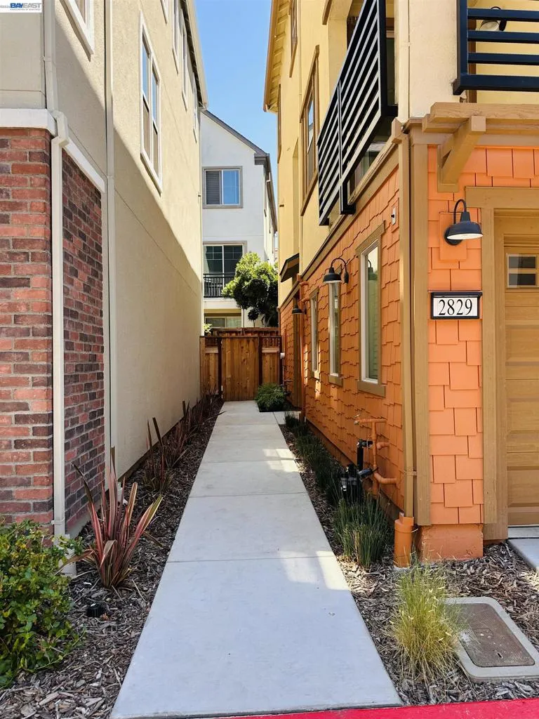 2829 Saltpond Cmn Livermore, CA 94550