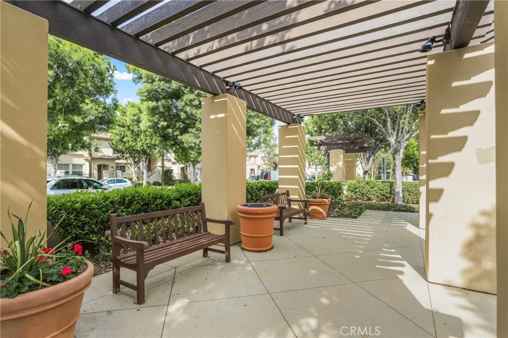18 New Season Irvine, CA 92602