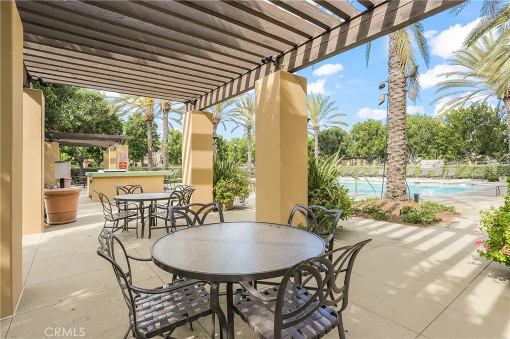 18 New Season Irvine, CA 92602