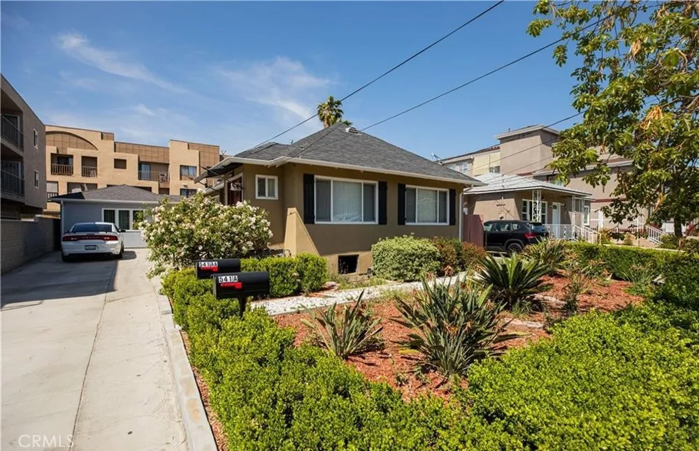 541 E PALMER AVENUE Glendale, CA 91205