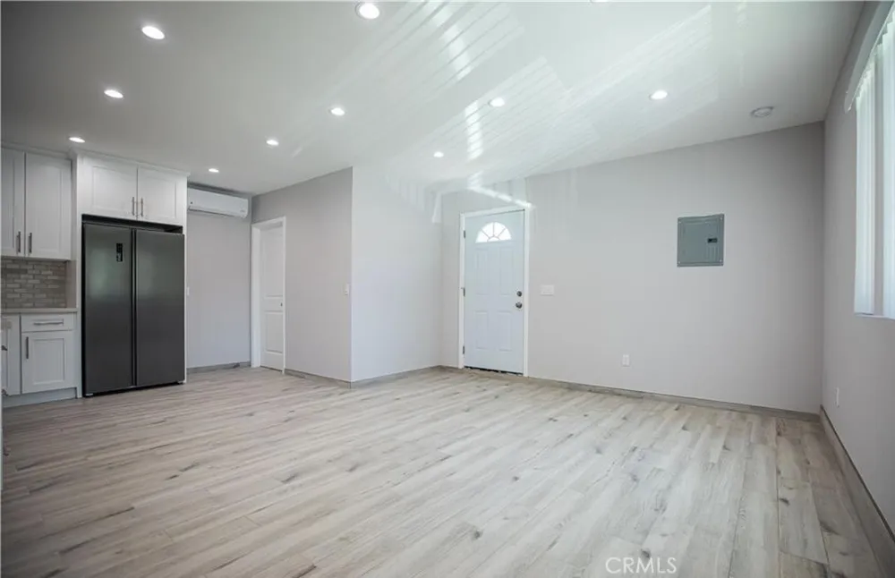 541 E PALMER AVENUE Glendale, CA 91205