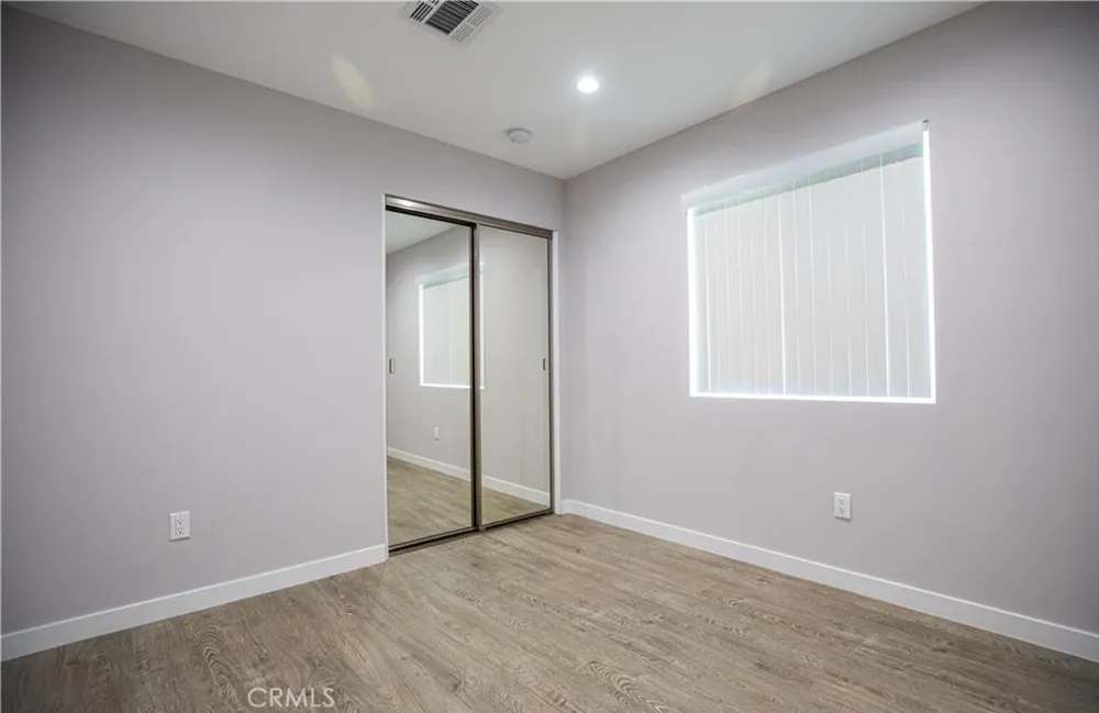 541 E PALMER AVENUE Glendale, CA 91205
