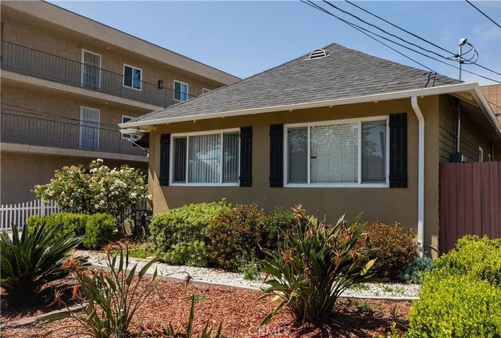 541 E PALMER AVENUE Glendale, CA 91205
