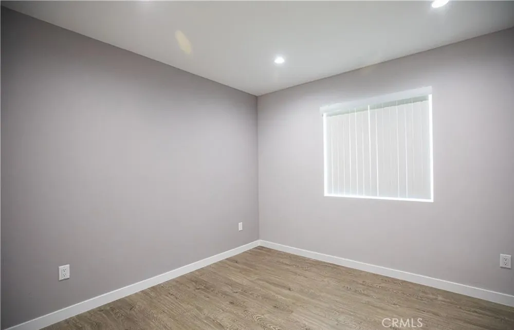 541 E PALMER AVENUE Glendale, CA 91205