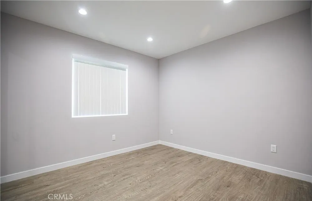 541 E PALMER AVENUE Glendale, CA 91205