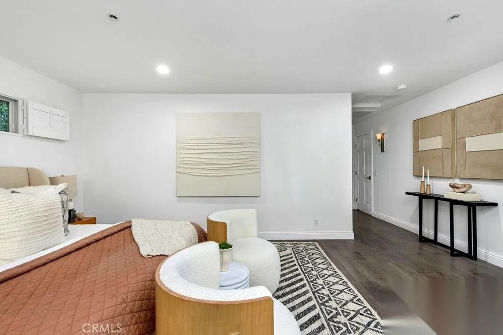 10523 Selkirk Lane Los Angeles, CA 90077