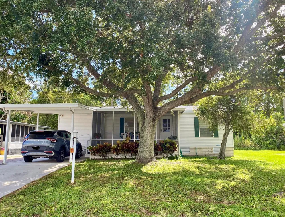 494 Thames Bluff Ridge #H-50 Fort Pierce, FL 34982