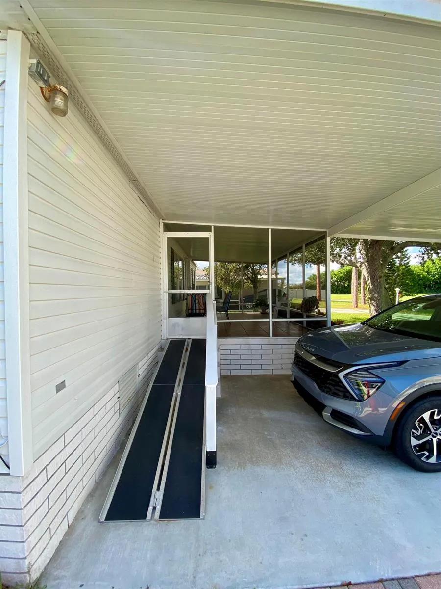 494 Thames Bluff Ridge #H-50 Fort Pierce, FL 34982