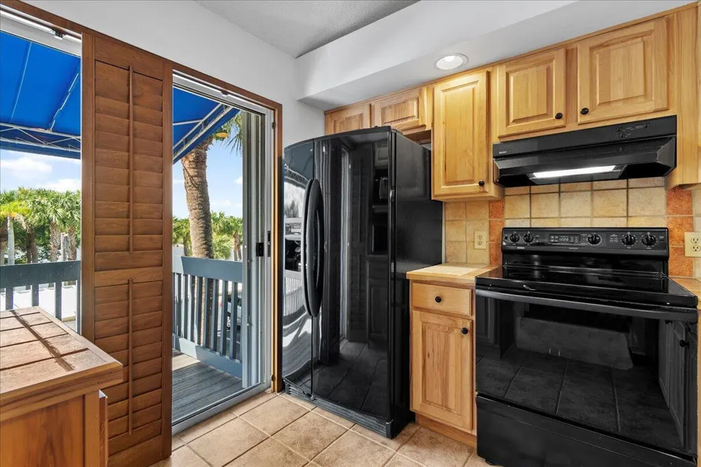 1481 NE 14TH COURT #U-7 Jensen Beach, FL 34957