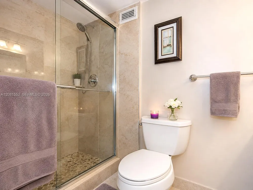 301 NE 14th Ave #307 Hallandale Beach, FL 33009