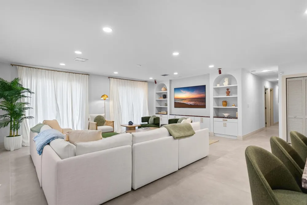 1050 SW 1ST STREET Boca Raton, FL 33486