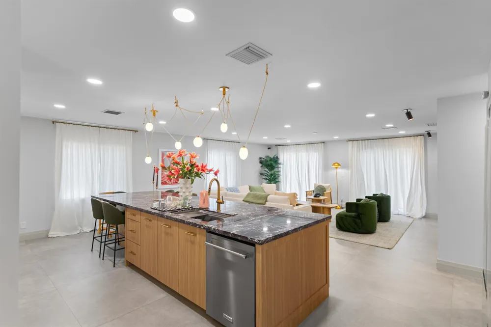 1050 SW 1ST STREET Boca Raton, FL 33486
