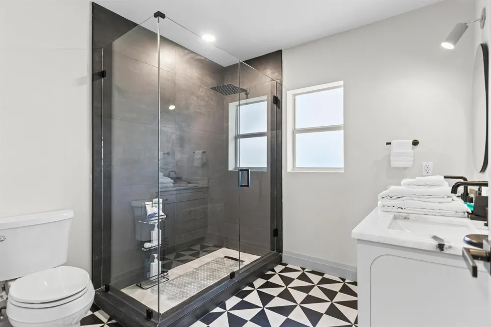 1050 SW 1ST STREET Boca Raton, FL 33486