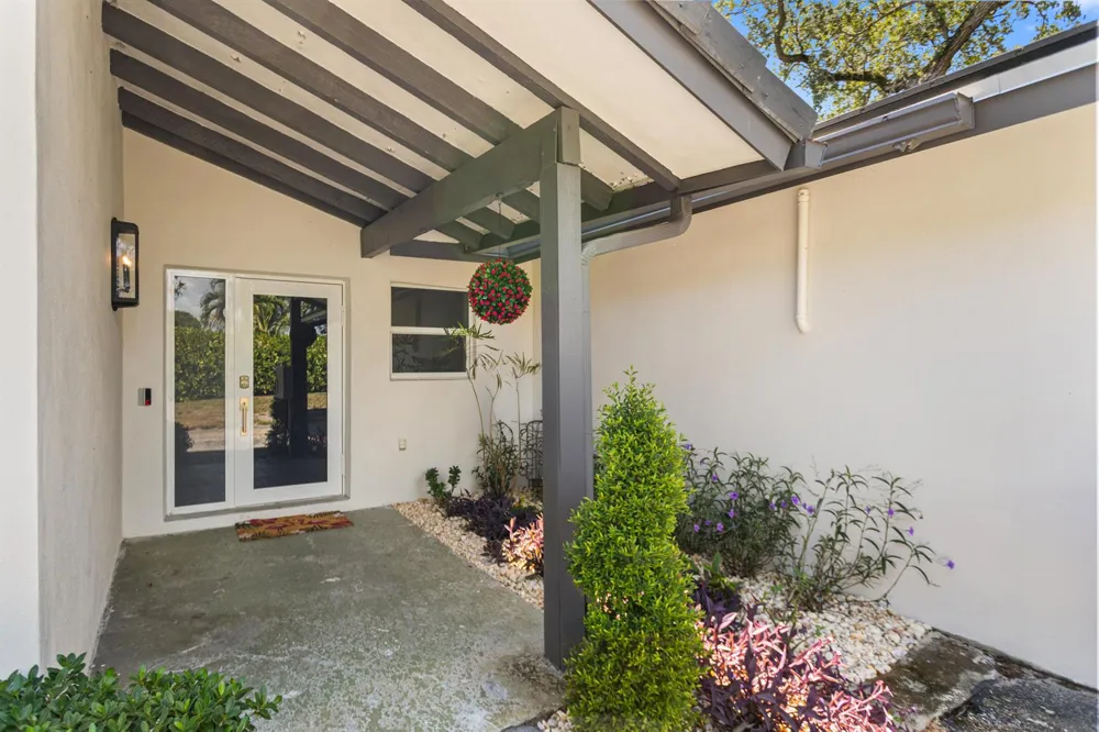 1050 SW 1ST STREET Boca Raton, FL 33486