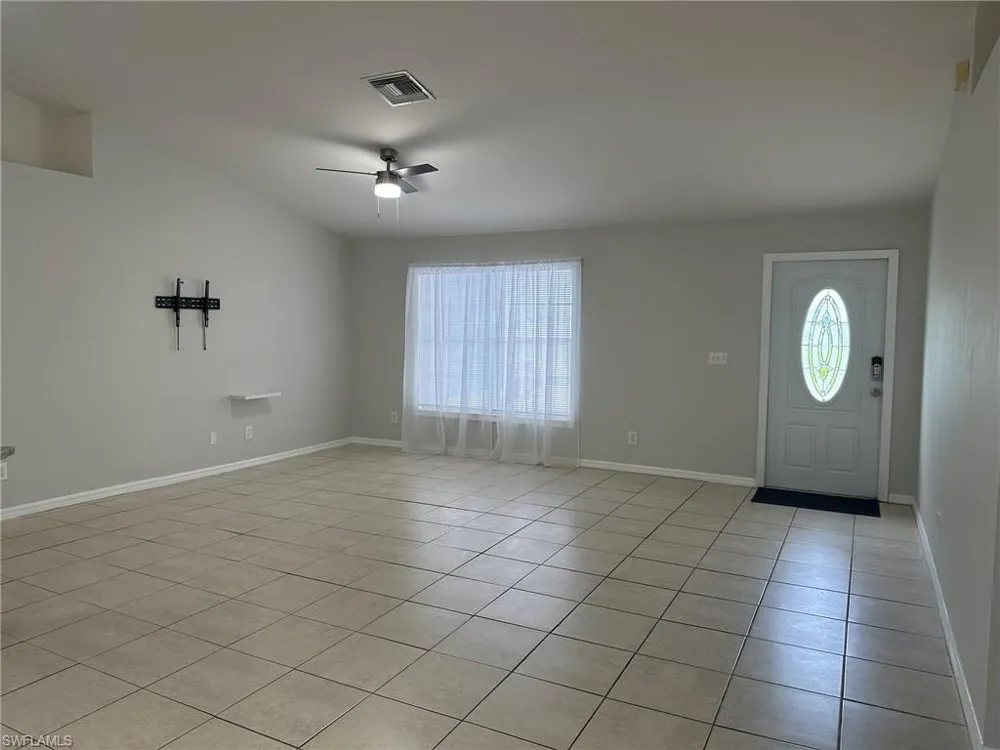 2231 NW 7th Place Cape Coral, FL 33993