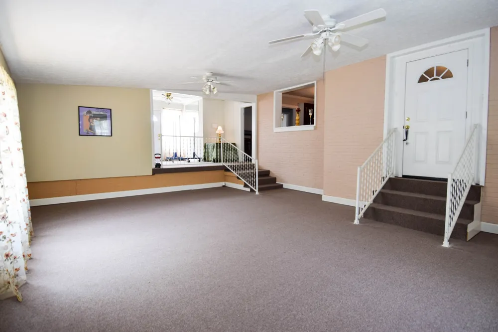 884 W Albert Gallatin Ave Gallatin, TN 37066