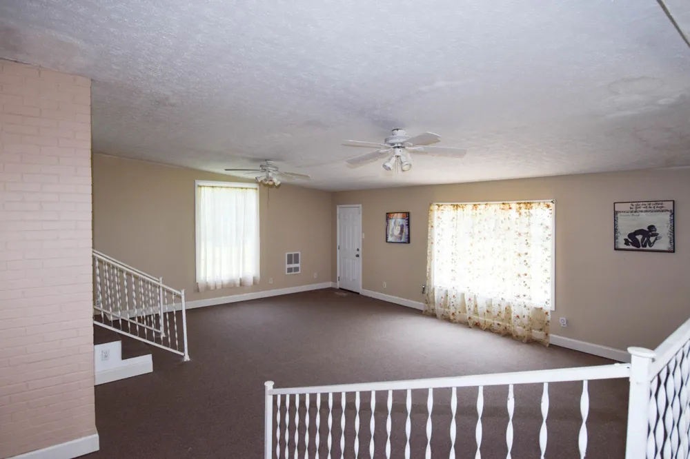 884 W Albert Gallatin Ave Gallatin, TN 37066