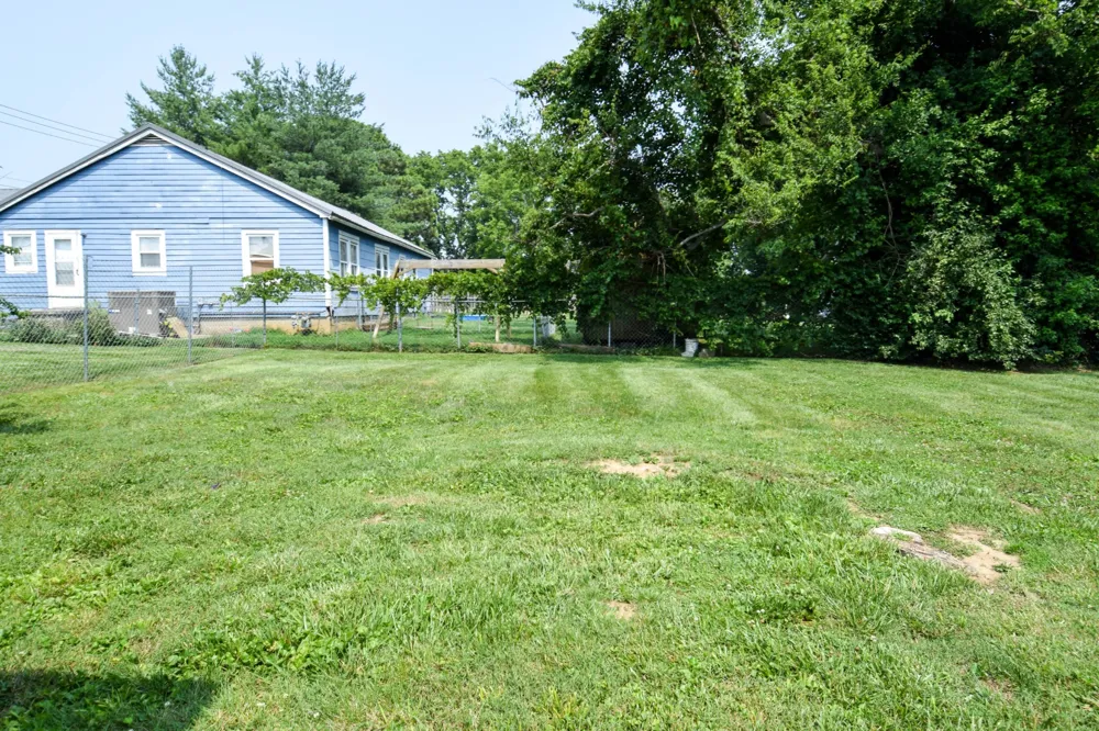 884 W Albert Gallatin Ave Gallatin, TN 37066