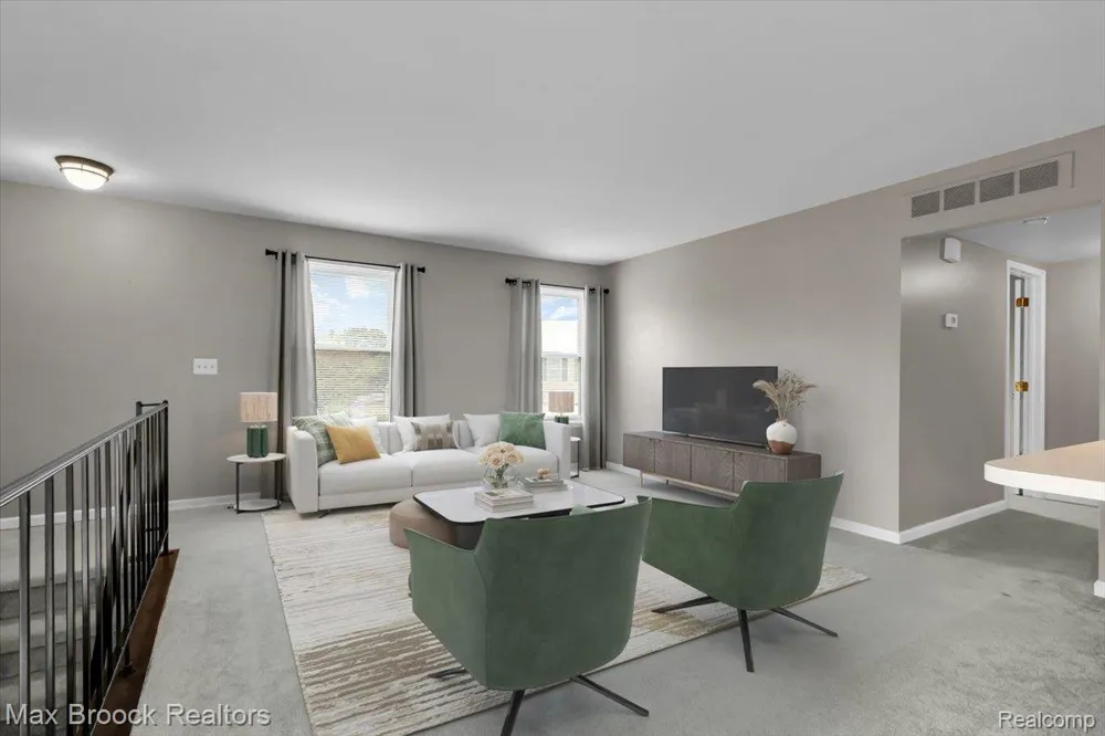 273 Inlet Court Walled Lake City, MI 48390