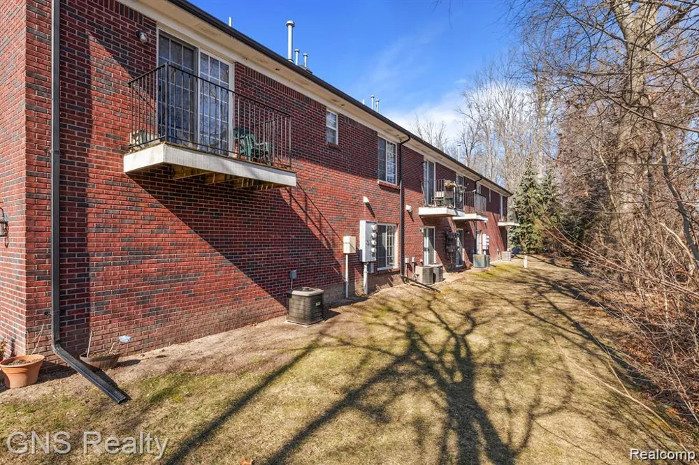 53216 Manchester Avenue Shelby Charter Township, MI 48316