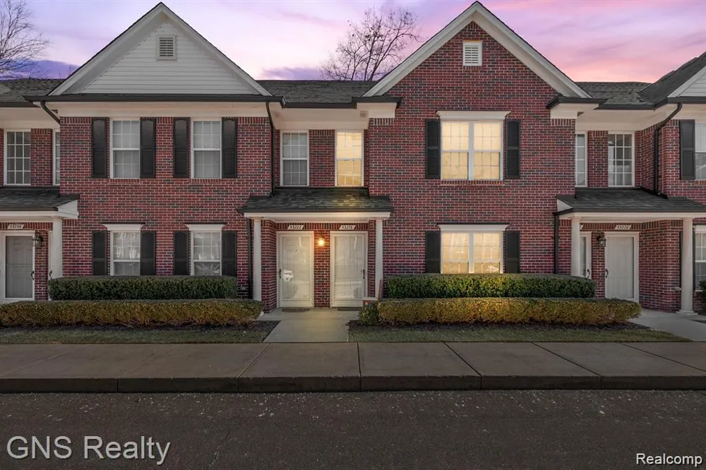 53216 Manchester Avenue Shelby Charter Township, MI 48316