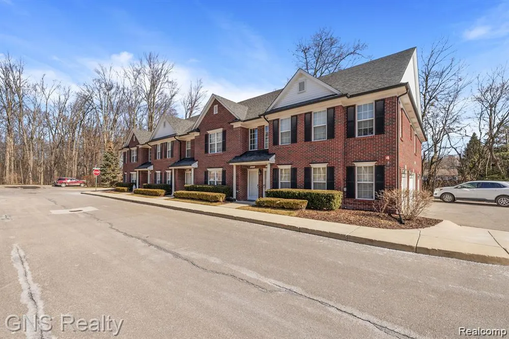53216 Manchester Avenue Shelby Charter Township, MI 48316