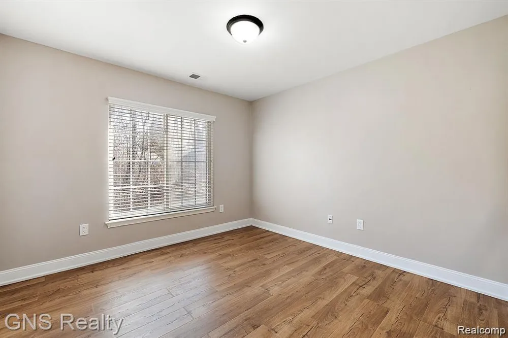53216 Manchester Avenue Shelby Charter Township, MI 48316