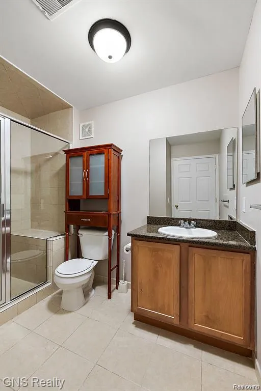 53216 Manchester Avenue Shelby Charter Township, MI 48316