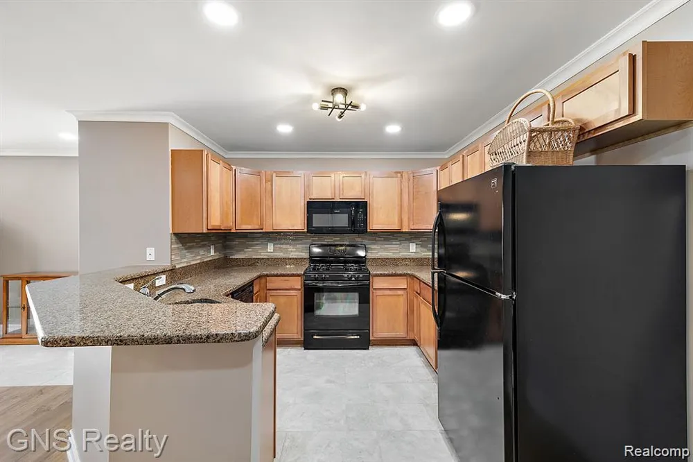 53216 Manchester Avenue Shelby Charter Township, MI 48316